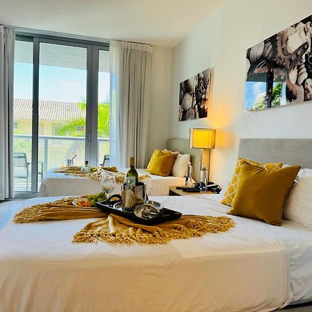 Beachwalk Resort & Condos Hallandale Beach Exterior foto